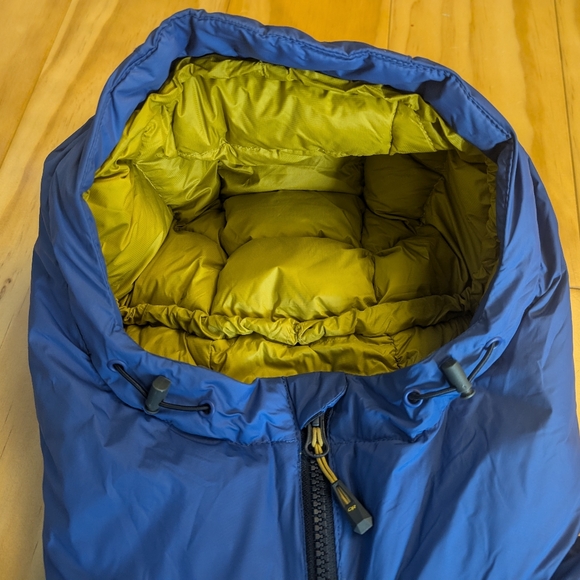 Outdoor Research Men's Alpine Down Hooded Jacket - Picture 4 of 16